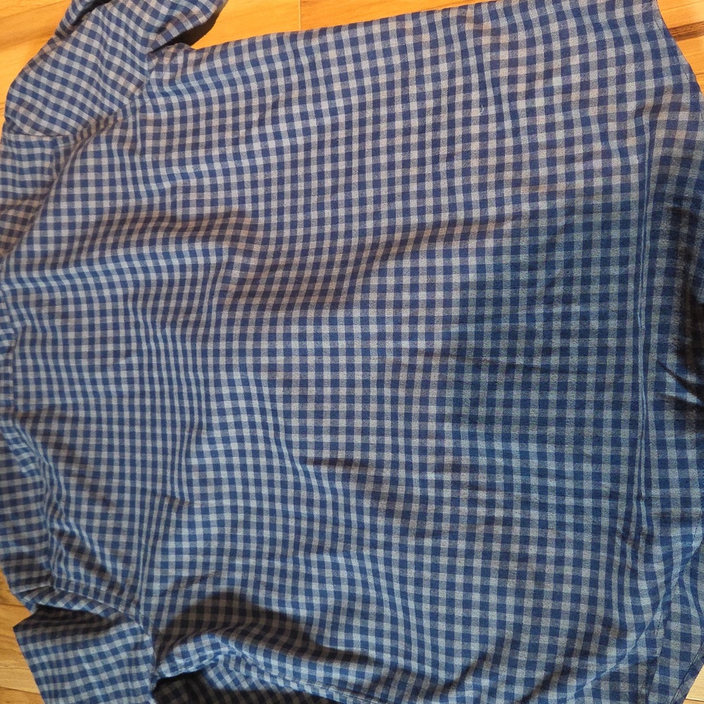 Untuckit Button Down Large - image 5